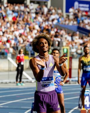 Image post by @flotrack on Instagram