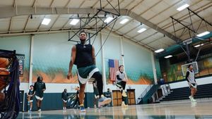 Image post by @tiffinuhoops on Instagram