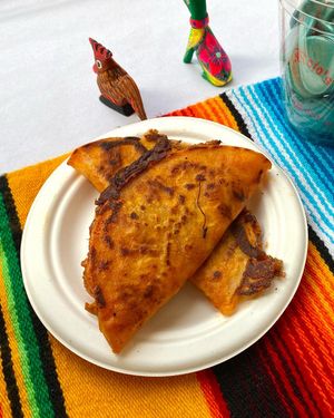 Image post by @rojosmexicanfood on Instagram