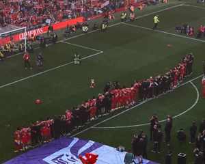 Image post by @LFC on Twitter