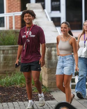 Image post by @ekuadmissions on Facebook