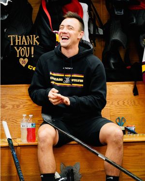 Image post by @Chicago_Wolves on Twitter