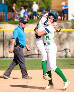 Image post by @endicottsoftball on Instagram