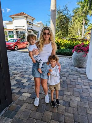 Image post by @samanthajademiller on Instagram