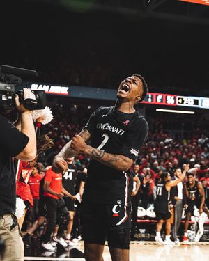 Image post by @gobearcatsmbb on Instagram