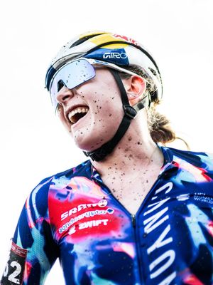 Image post by @wmncycling on Instagram