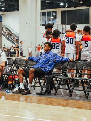 Image post by @phenom_hoops on Instagram