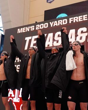 Image post by @aggieswimdive on Instagram