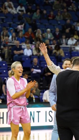 Image post by @superleaguebasketballw on Instagram