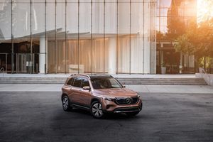 Image post by @usseryauto on Instagram