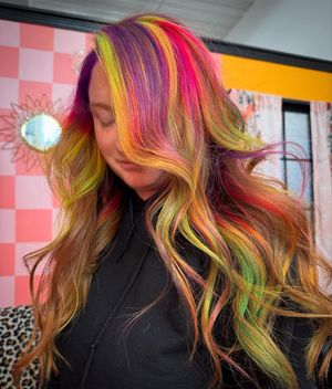 Image post by @pulpriothair on Instagram