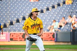 Image post by @guardsinsider on Instagram