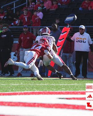 Image post by @RaginCajunsFB on Twitter/X