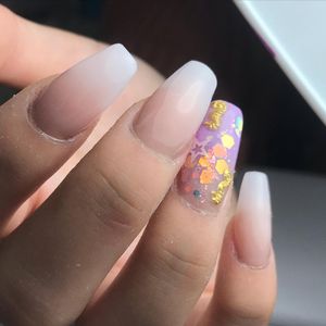 Image post by @nestanails on Instagram