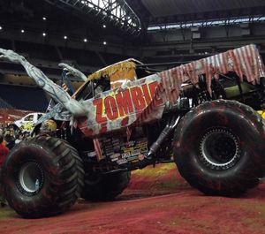 Image post by @monstertruckdaily on Instagram