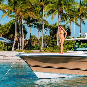 Image post by @hcbyachts on Instagram