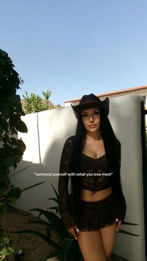 Video post by @heavenly.torres on TikTok
