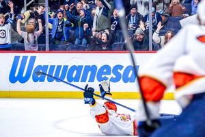 Image post by @manitobamoose on Instagram