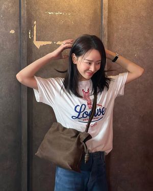 Image post by @harpersbazaarkorea on Instagram