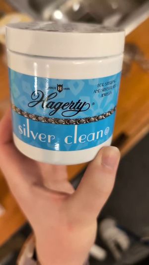 Video post by @beadcache on Facebook