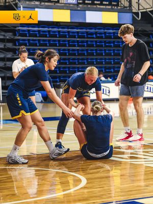 Image post by @marquettewbb on Instagram