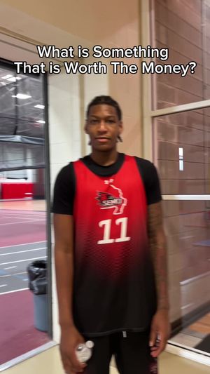 Video post by @semoredhawks on TikTok