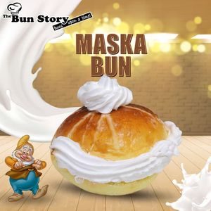 Image post by @Thebunstory on Facebook
