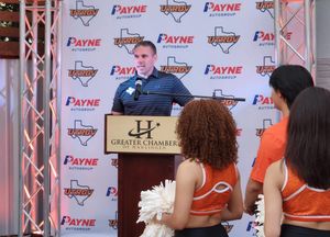 Image post by @utrgvfootball on Instagram