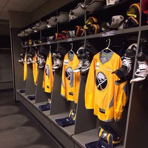 Image post by @buffalosabres on Instagram