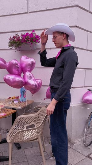 Video post by @warnertvde on TikTok