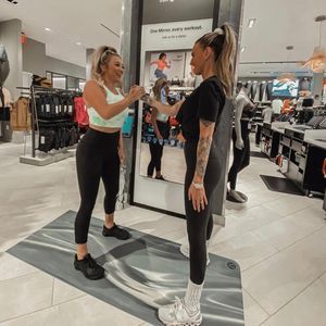 Image post by @srqhair on Instagram