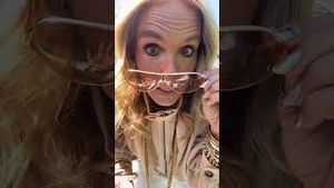 Video post by @shop.with.caroline on YouTube
