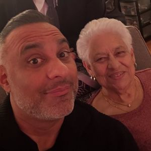 Image post by @russellpeters on Instagram