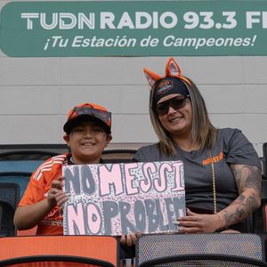 Image post by @apollohou on Instagram