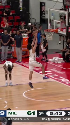 Video post by @milwaukeebucks on Facebook