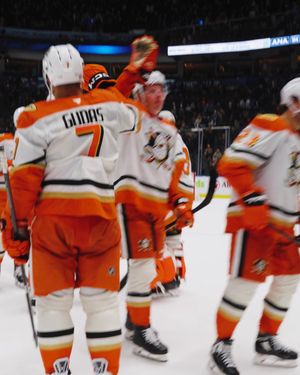 Video post by @AnaheimDucks on Twitter