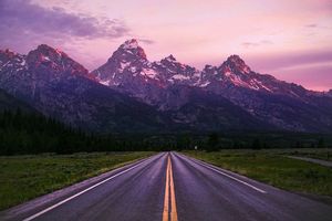 Image post by @nationalparkscollective on Instagram