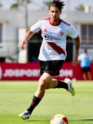 Image post by @sevillafc on Instagram