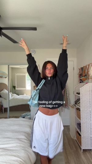 Video post by @melodyymiles on TikTok