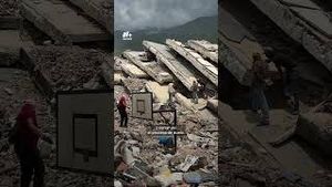 Video post by @nmasunivision on YouTube