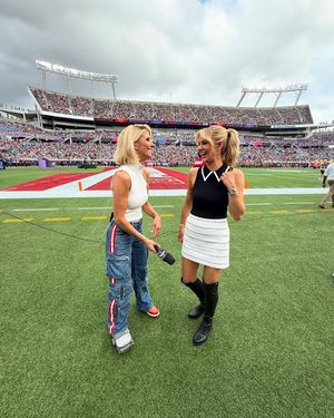 Image post by @lauramrutledge on Instagram