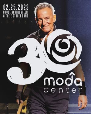 Image post by @moda_center on Instagram