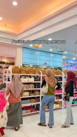 Image post by @deliwafastore.kediri on TikTok