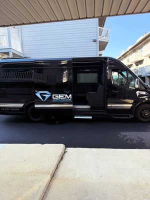 Image post by @gemlimo on Instagram