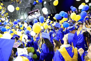 Image post by @hofstrau on Instagram