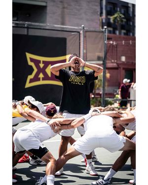 Image post by @hanakaufmansports on Instagram