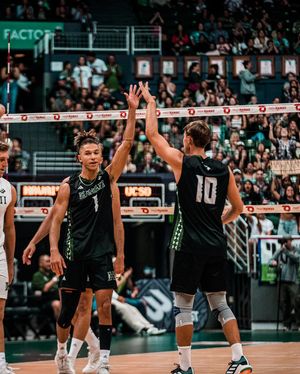 Image post by @hawaiimvb on Instagram