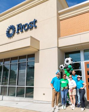 Image post by @frostbank on Instagram