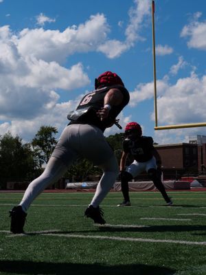 Image post by @esu_football on Instagram