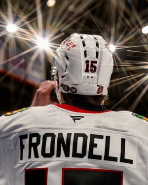 Video post by @NHLBlackhawks on Twitter